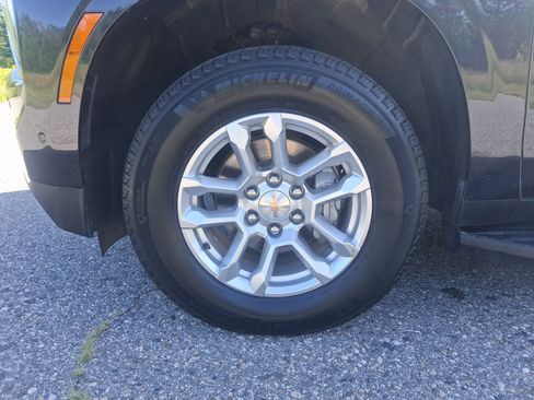 Used 2025 Chevrolet Tahoe LT AWD/4WD image 12