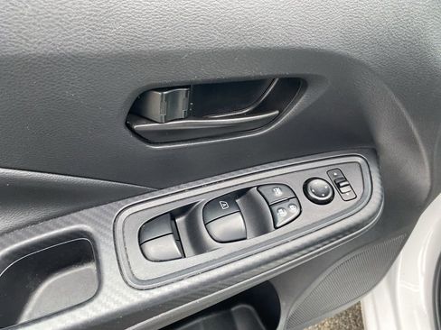 Used 2023 Nissan Versa S image 18