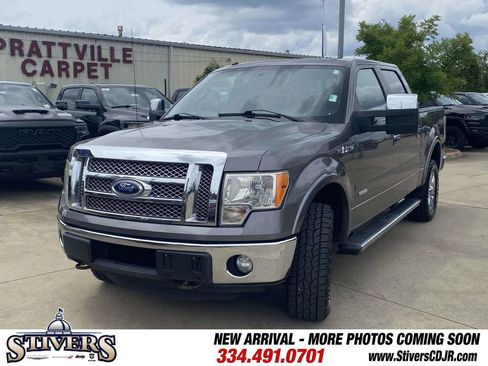 Used 2011 Ford F150 Lariat w/ Lariat Chrome Pkg AWD/4WD image 3