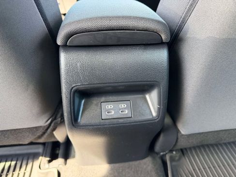 Used 2024 Toyota Corolla LE FWD image 14