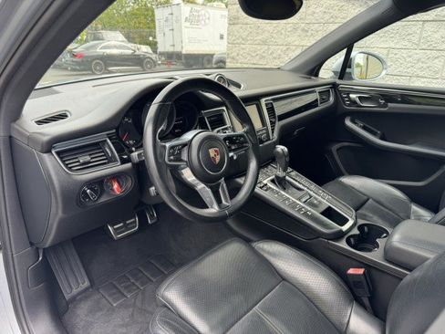 Used 2015 Porsche Macan S AWD/4WD image 12