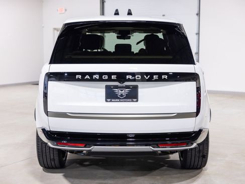 Used 2026 Land Rover Range Rover Long Wheelbase SE AWD/4WD image 8