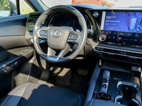 Used 2023 Lexus RX 350 w/ Accessory Package (2T) AWD/4WD image 40