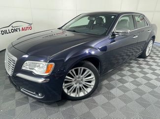 Used 2011 Chrysler 300 Limited image 1