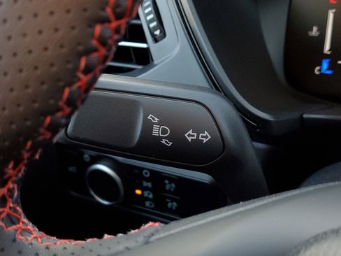 New 2026 Ford Escape ST-Line w/ Tech Pack #1 image 15