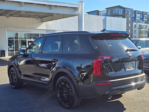 Used 2021 Kia Telluride SX w/ SX Prestige Package AWD/4WD image 3