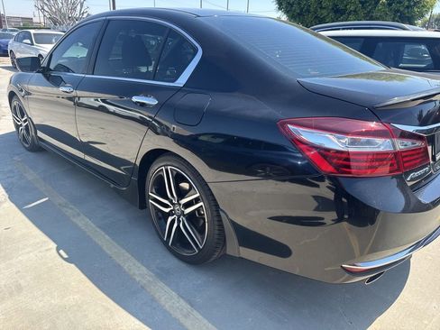 Used 2016 Honda Accord Sport image 3