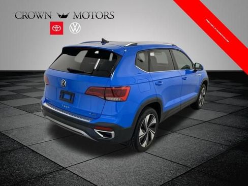 Used 2023 Volkswagen Taos SE AWD/4WD image 6