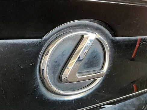 Used 2019 Lexus IS 300 F Sport image 30