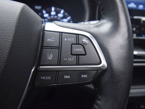Used 2020 Toyota Highlander Platinum AWD/4WD image 38