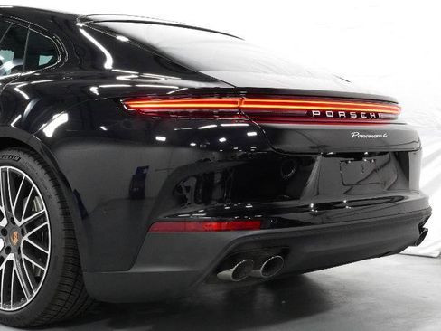 Used 2024 Porsche Panamera 4 image 48