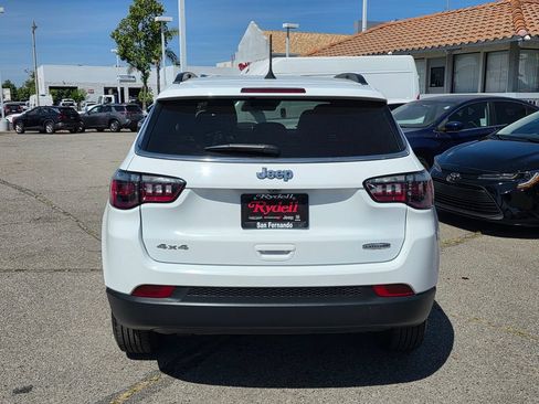 Certified 2024 Jeep Compass Latitude AWD/4WD image 6