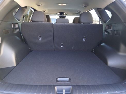 Used 2022 Hyundai Tucson Blue image 16