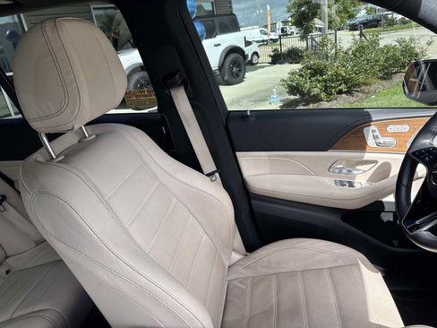 Used 2024 Mercedes-Benz GLE 450 4MATIC image 13