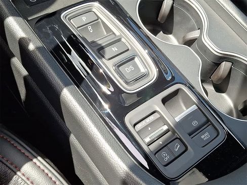 New 2025 Honda Pilot Black Edition image 15