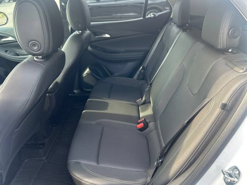 Used 2025 Buick Encore GX Preferred FWD image 23