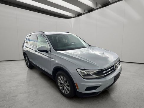 Used 2018 Volkswagen Tiguan SE AWD/4WD image 11
