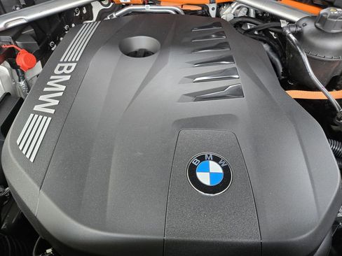 New 2026 BMW X5 xDrive50e w/ Executive Package image 33