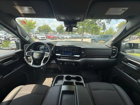 Used 2023 Chevrolet Silverado 1500 LT AWD/4WD image 30