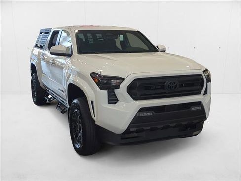 New 2025 Toyota Tacoma SR5 image 3