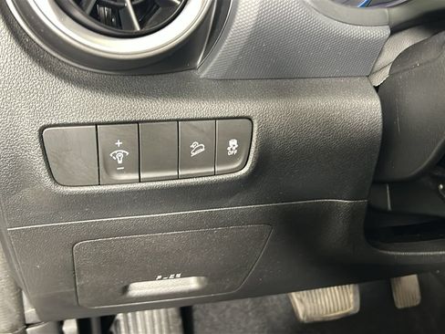 Certified 2023 Hyundai Kona SEL w/ Convenience Package FWD image 25