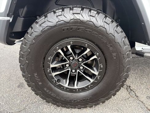 Used 2026 Jeep Wrangler Unlimited Rubicon AWD/4WD image 18