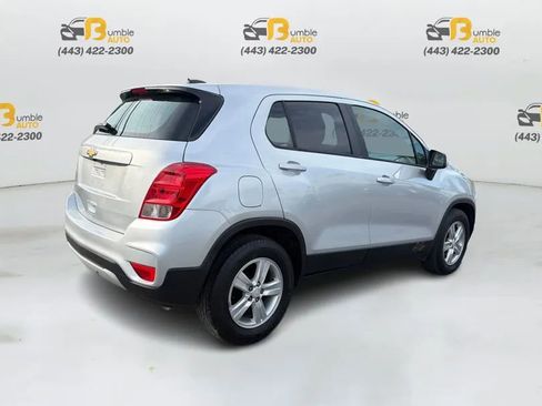 Used 2019 Chevrolet Trax LS FWD image 5