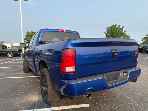 Used 2019 RAM 1500 Express w/ Wheel & Sound Group AWD/4WD image 9