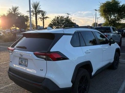 Used 2021 Toyota RAV4 LE w/ Carpet Mat Package (TMS) FWD image 6