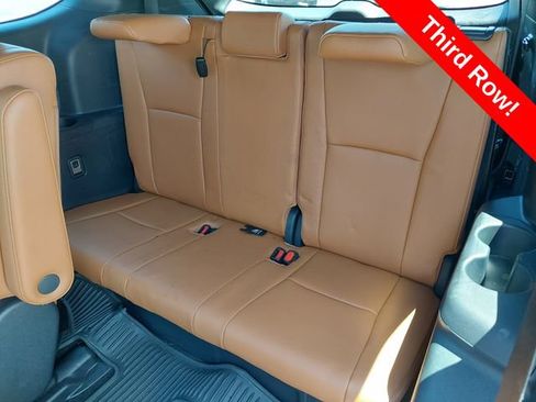 Used 2024 Toyota Highlander Platinum AWD/4WD image 21
