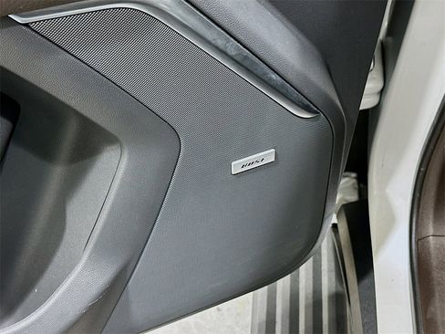 Used 2024 GMC Yukon Denali image 19