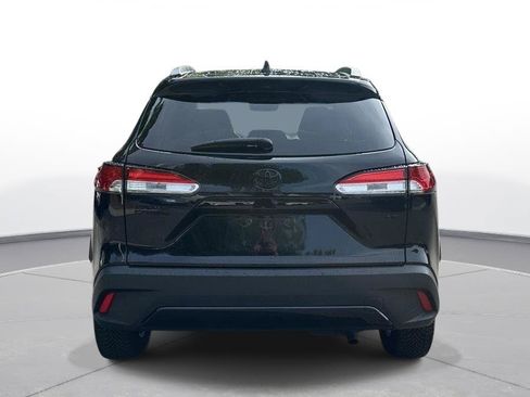 Certified 2024 Toyota Corolla Cross LE FWD image 7