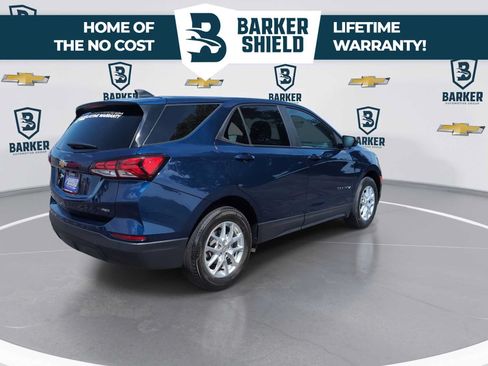 Used 2022 Chevrolet Equinox LS w/ LS Convenience Package AWD/4WD image 8