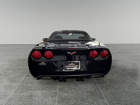 Used 2006 Chevrolet Corvette Convertible w/ Preferred Equipment Group RWD image 27