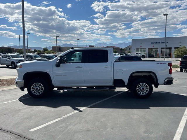 Used 2025 Chevrolet Silverado 2500 LT w/ Convenience Package AWD/4WD image 2