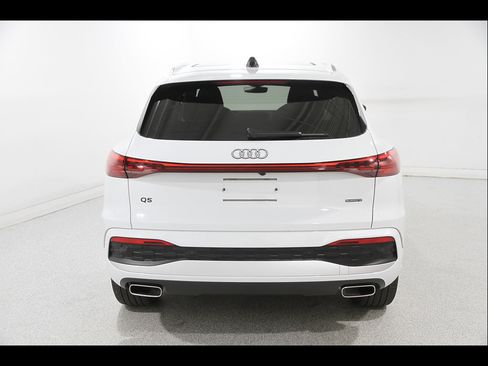 Used 2025 Audi Q5 Premium Plus AWD/4WD image 24