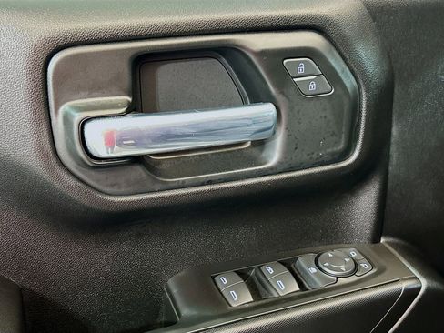 Used 2025 Chevrolet Silverado 1500 Custom RWD image 15