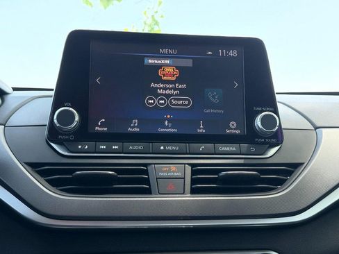 Used 2025 Nissan Altima 2.5 SR AWD/4WD image 34