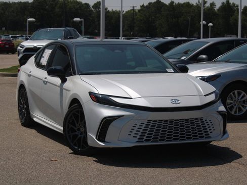 New 2026 Toyota Camry XSE image 29