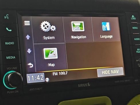 Used 2016 Jeep Wrangler Unlimited Sahara w/ Connectivity Group AWD/4WD image 29
