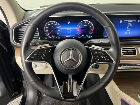 Used 2024 Mercedes-Benz GLE 350 4MATIC image 27