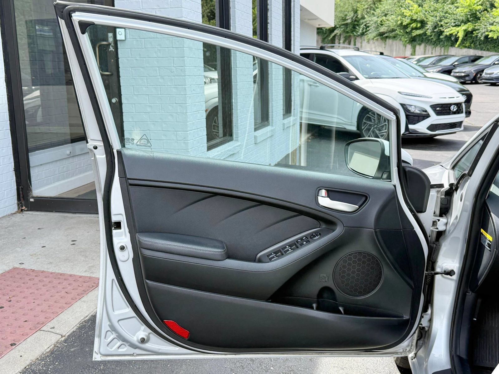 Used 2018 Kia Forte LX FWD image 10