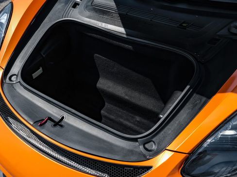 Used 2019 Porsche 718 Cayman RWD image 39