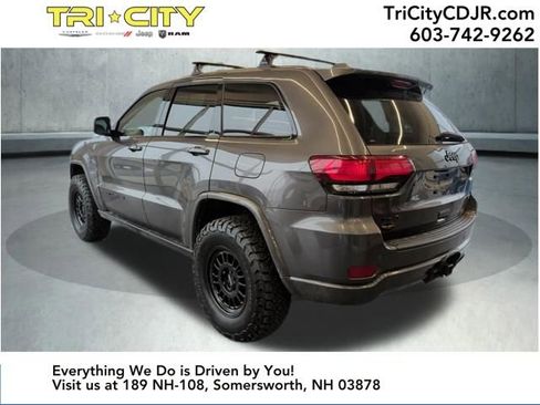Used 2019 Jeep Grand Cherokee Altitude image 3