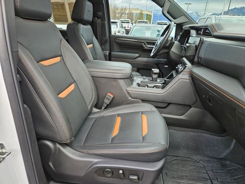 Used 2023 GMC Sierra 1500 AT4 w/ AT4 Preferred Package image 32