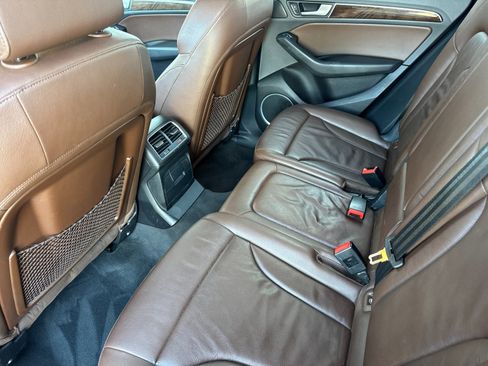 Used 2016 Audi Q5 2.0T Premium Plus w/ Technology Package image 12