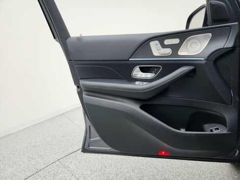 Certified 2022 Mercedes-Benz GLE 350 w/ Premium Package image 18