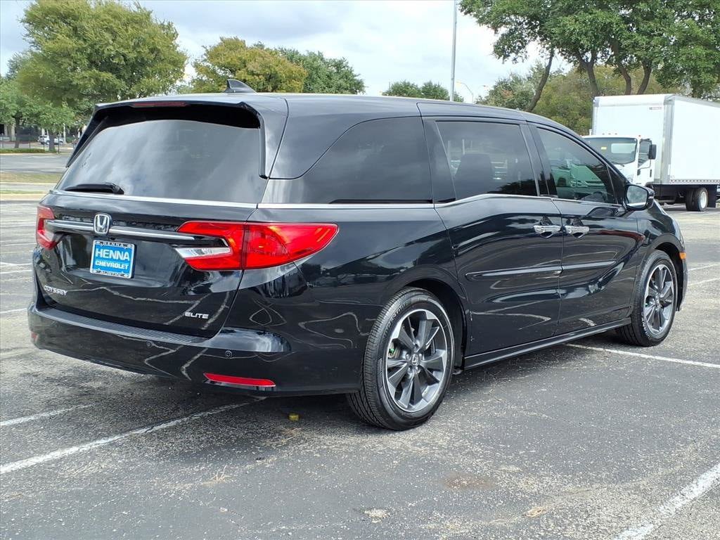Used 2024 Honda Odyssey Elite image 4