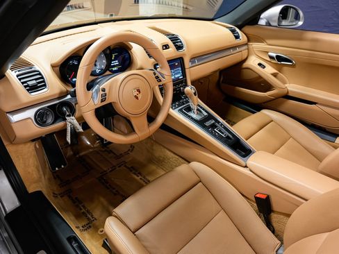 Used 2013 Porsche Boxster S RWD image 9