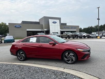 Used 2024 Hyundai Elantra SEL w/ Convenience Package